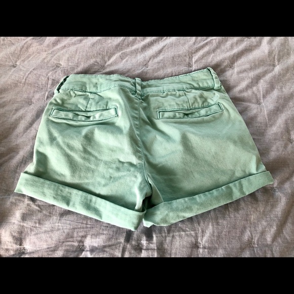American Eagle Summer shorts - Picture 2 of 2